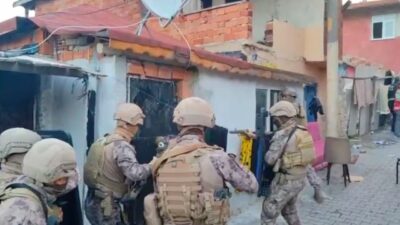 Tekirdağ’da polis ekiplerince düzenlenen geniş çaplı uyuşturucu operasyonunda gözaltına alınan