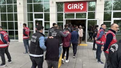 Tekirdağ İl Emniyet Müdürlüğü ekipleri düzenledikleri uyuşturucu operasyonunda 20 şüpheliyi