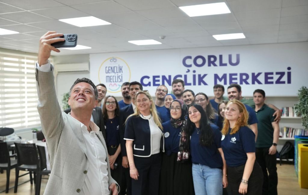 Çorlu Belediyesi, gençlerin kent yönetiminde ve sosyal yaşamda daha aktif