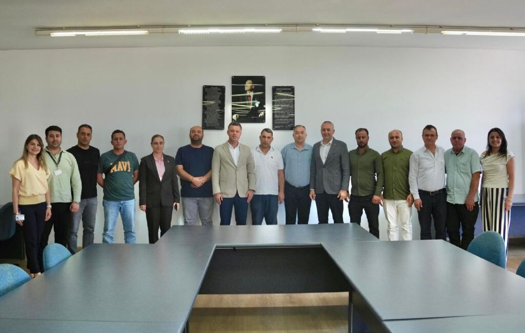 Çorlu Belediye Başkanı Ahmet Sarıkurt, Başkan Yardımcısı Hakan Öztürk ile