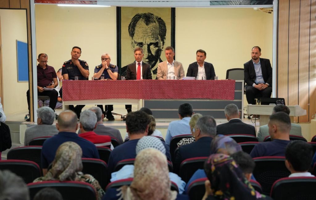 Çorlu Kaymakamlığı tarafından Silahtarağa Mahallesi’nde düzenlenen Halk Toplantısı’na Çorlu Belediye