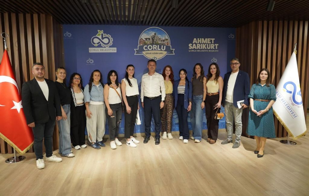 Çorlu Belediye Başkanı Ahmet Sarıkurt, belediye bünyesinde düzenlenen Kış Dönemi