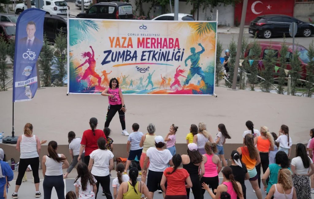 Çorlu Belediyesi, yaz mevsiminin gelişini vatandaşlarla birlikte enerji dolu bir