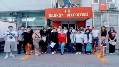 Geleceğimiz olan gençlerimizin her zaman yanındayız Geleceğimiz olan gençlerimizin her