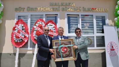 43Güncelleme : 25.06.2026 15:55Yayın : 25.06.2026 15:53 Malkara Süt Üreticileri