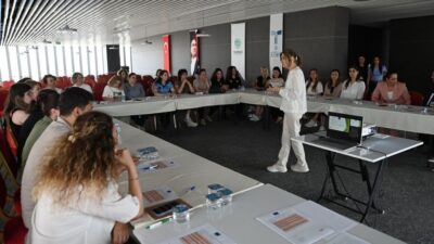 Tekirdağ Büyükşehir Belediyesi, toplumsal cinsiyet eşitliği alanındaki çalışmalarını eğitim faaliyetleriyle