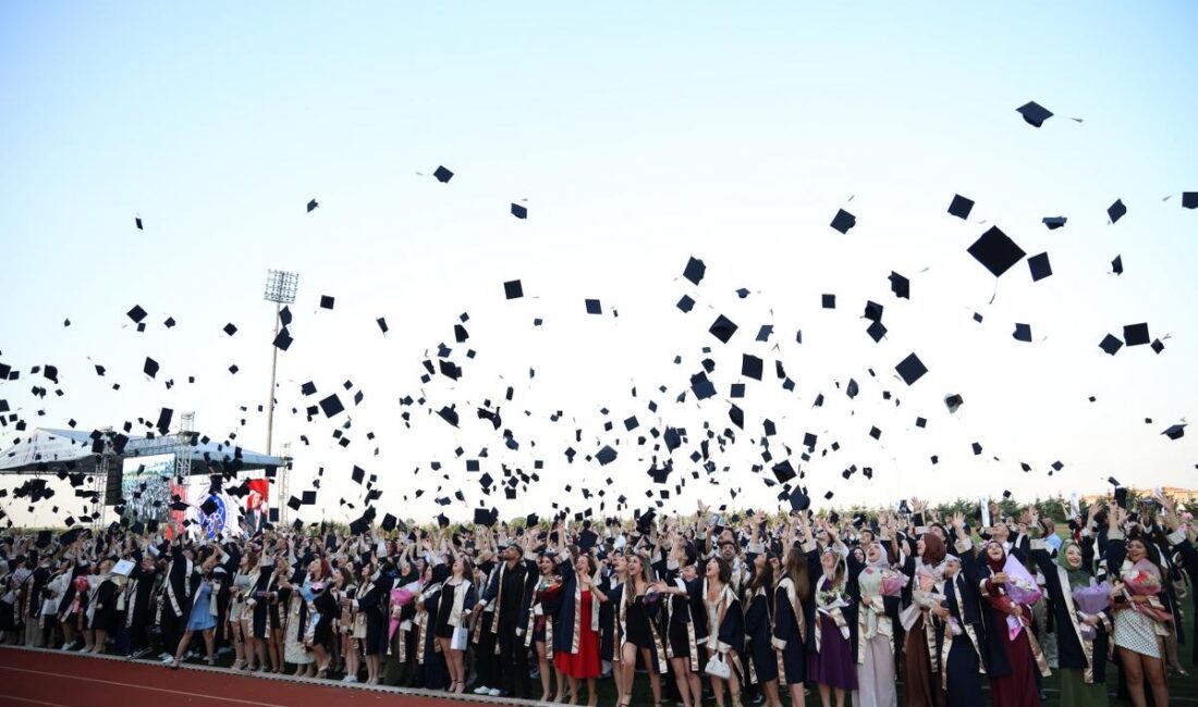 Tekirdağ Namık Kemal Üniversitesi 2025-2026 Akademik Yılı Önlisans Mezuniyet Töreni