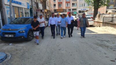 Çorlu Belediye Başkanı Ahmet Sarıkurt, Kemalettin Mahallesi`nde Fen İşleri Müdürlüğü