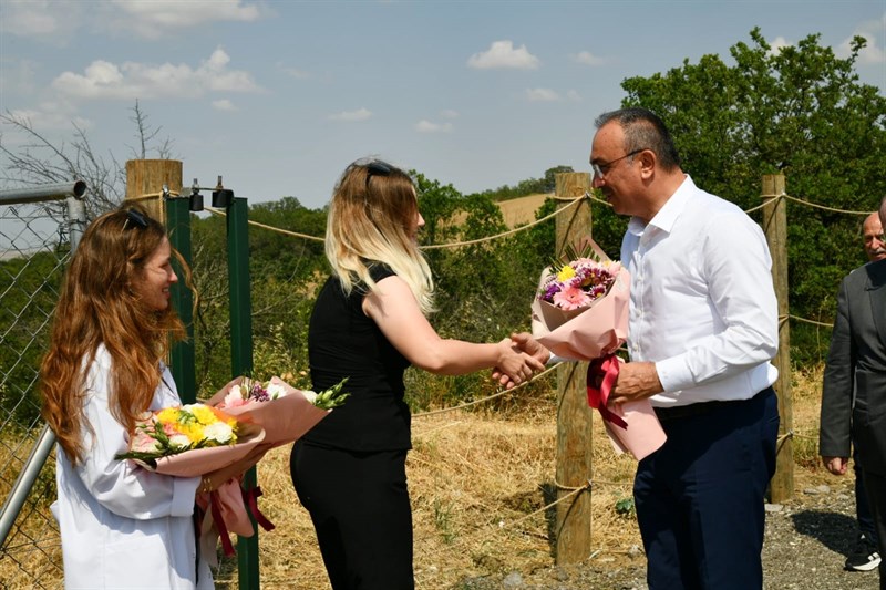 Tekirdağ valisi Sayın Recep Soytürk, hayvanların gıda ve temiz suya