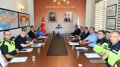 Ergene ilçemiz Velimeşe Mahallesi’nde bulunan TCDD hemzemin geçidi yaya ve