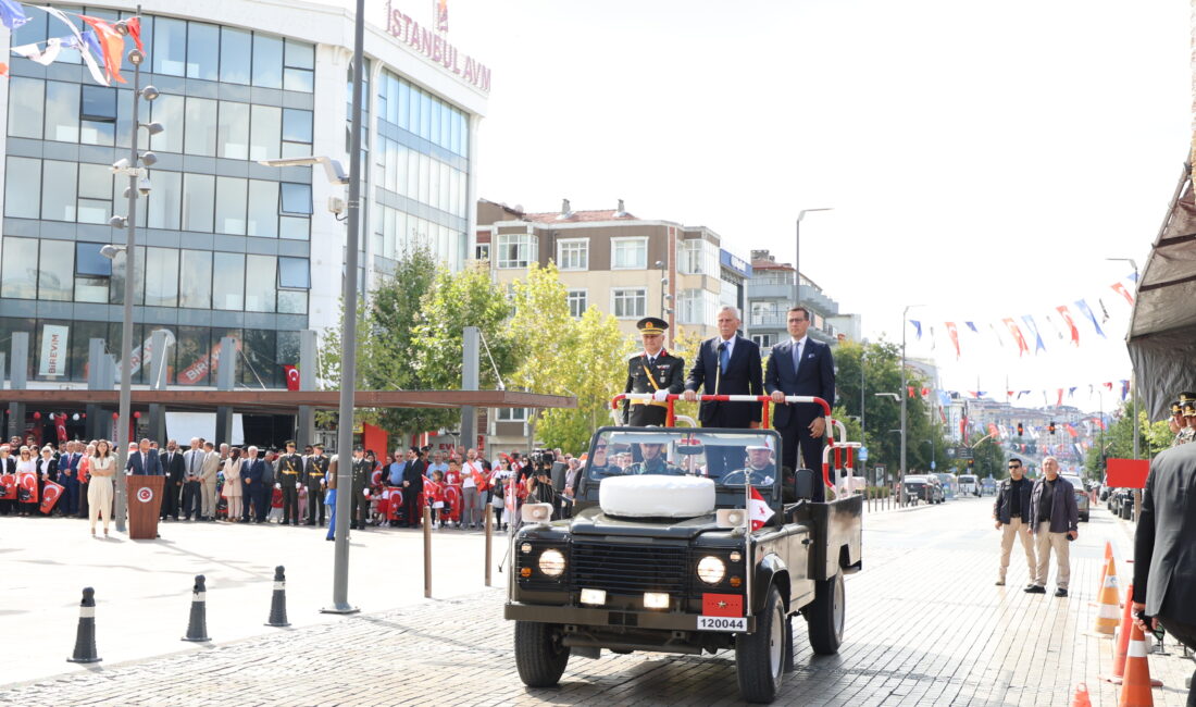 Türkiye Cumhuriyeti’nin kurucusu Gazi Mustafa Kemal Atatürk liderliğinde büyük ve