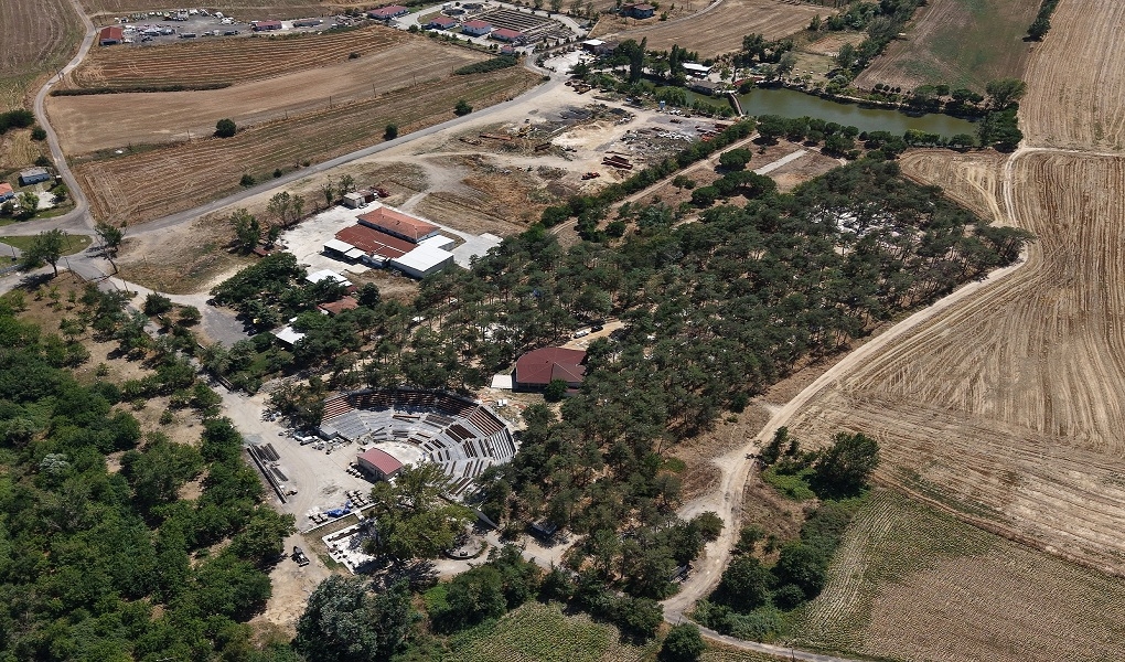 Tekirdağ Büyükşehir Belediyesi tarafından Muratlı İnanlı Çeşmesi Mesire Alanı’nda yürütülen