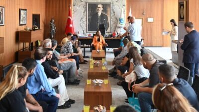 Tekirdağ Büyükşehir Belediye Başkanı Dr. Candan Yüceer, vatandaşlarla doğrudan iletişimi