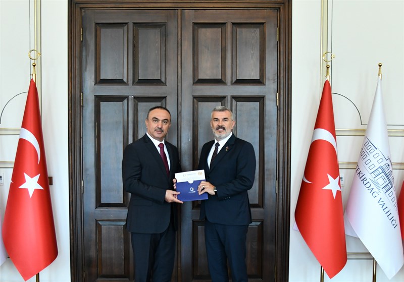 Çerkezköy Ticaret ve Sanayi Odası Başkanı Ahmet Çetin, Tekirdağ valisi