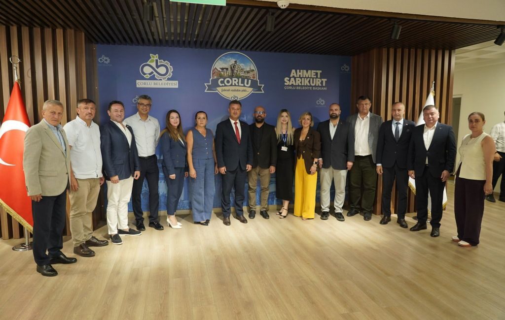 Çorlu Belediyesinin geleneksel olarak hayata geçirdiği Toplu Sünnet Şöleni süresince
