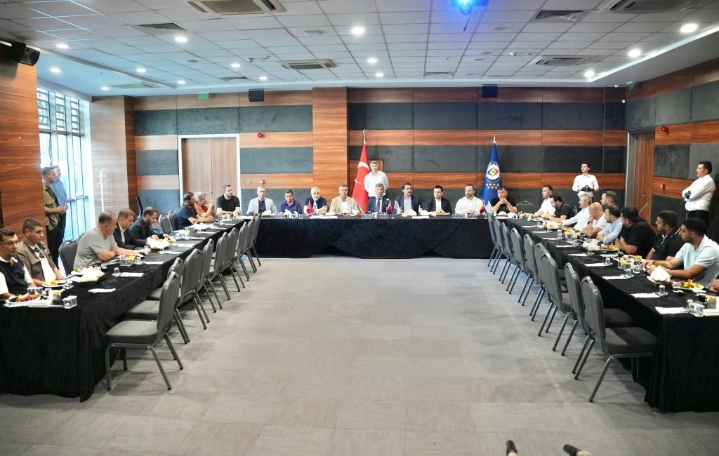 Çorlu Belediye Başkanı Ahmet Sarıkurt, Çorlu Ticaret ve Sanayi Odası’nın