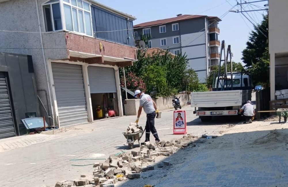 Ergene belediyesi, ilçe genelinde yol bakım, onarım ve üstyapı çalışmalarını