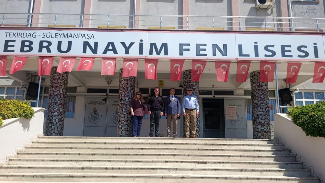 İlçe Milli Eğitim Müdürü Fahri Kırmızı, ilçemiz Ebru Nayim Fen