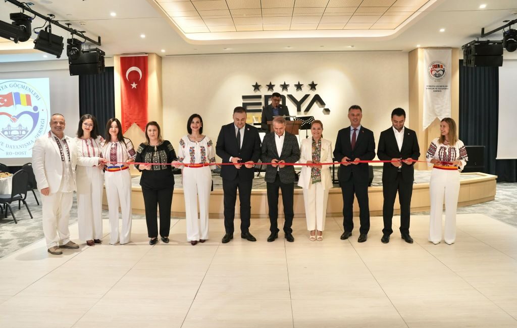 Romanya Göçmenleri Dostluk ve Dayanışma Derneği, coşkulu bir törenle kapılarını