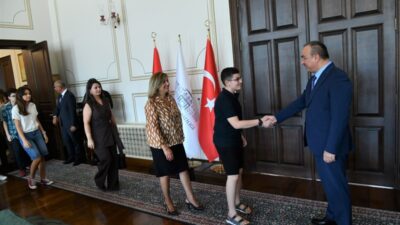 Çorlu Furtuni ve İshak Pinhas Ortaokulu öğrencisi Zeynep Ada Sandıkçı,