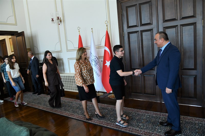 Çorlu Furtuni ve İshak Pinhas Ortaokulu öğrencisi Zeynep Ada Sandıkçı,