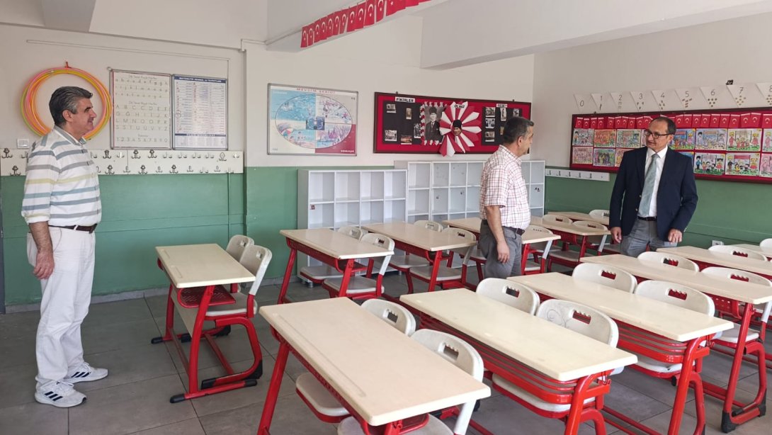 İlçe Milli Eğitim Müdürü Fahri Kırmızı, ilçemiz Ticaret ve Sanayi