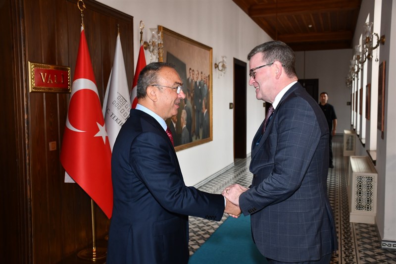 Amerika Birleşik Devletleri İstanbul Başkonsolosu Michael Lally ve beraberindeki heyet,