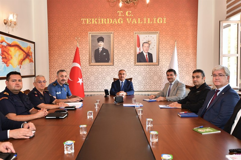 Tekirdağ valisi Sayın Recep Soytürk başkanlığında Tekirdağ Valiliği Toplantı Salonu’nda