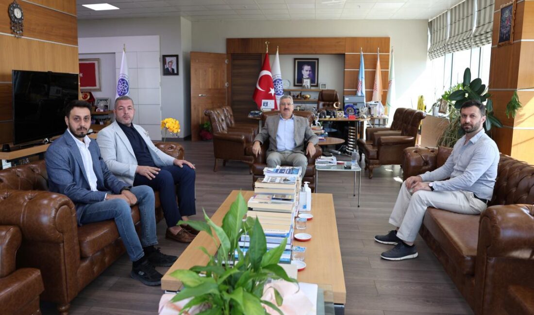 AK Parti Şarköy İlçe Başkanı Ersin ERSOY ile beraberindeki Alper