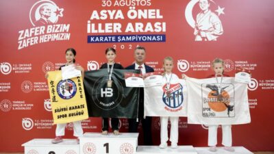 Çorlu, Türkiye`nin dört bir yanından gelen minik sporcuları, antrenörleri ve