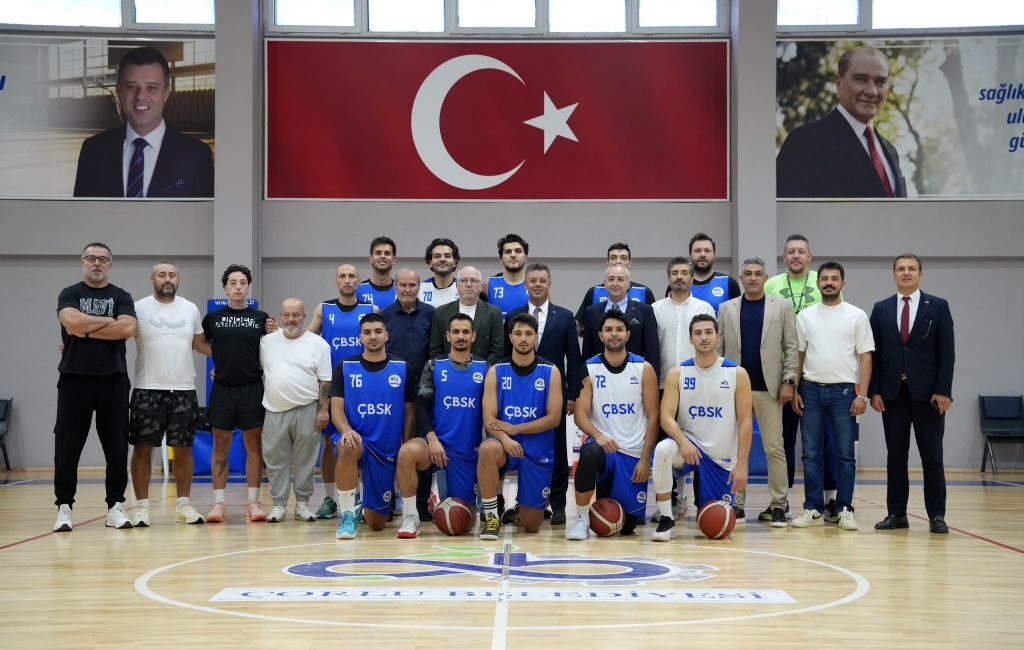 Türkiye 2. Basketbol Ligi’nde Çorlu’yu temsil eden ÇBSK Basketbol A