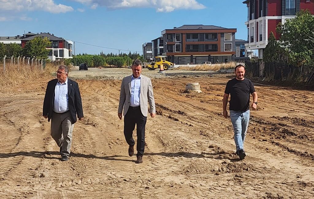Çorlu Belediyesi, kent genelindeki altyapı ve üstyapı hamlelerini aralıksız sürdürüyor.
