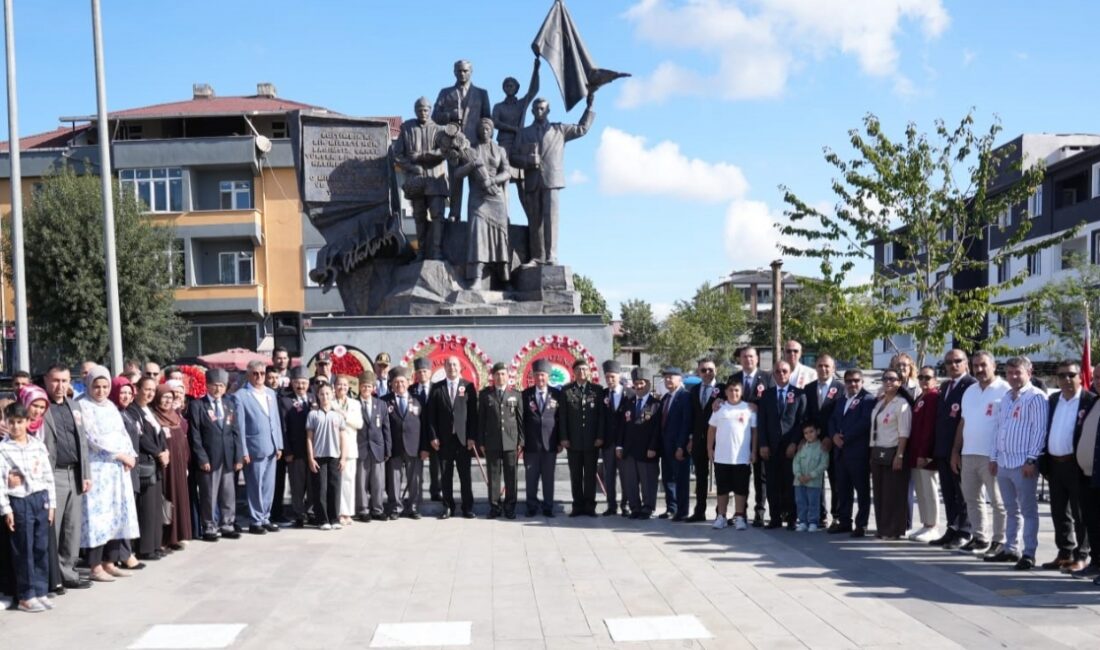 19 Eylül Gaziler Günü dolayısıyla Ergene’mizde çelenk sunma töreni ve