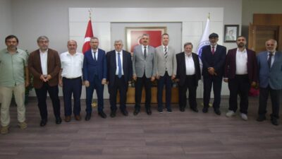 Üniversitemizde bir etkinlik için bulunan Gazeteci-Yazar Turan KIŞLAKÇI, Aksaray Üniversitesi