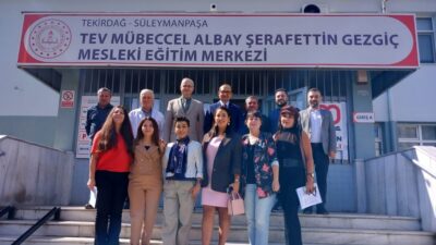 İlçe Millî Eğitim müdürü Fahri Kırmızı, ilçemizde yürütülen eğitim-öğretim faaliyetlerini