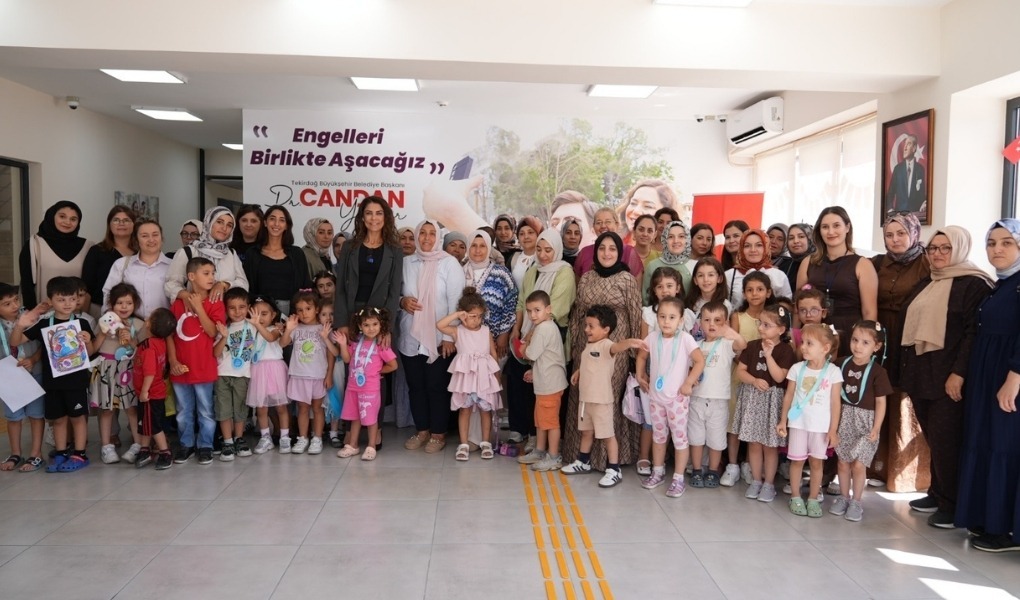 Tekirdağ Büyükşehir Belediyesi bünyesinde hizmet veren Kapaklı Sosyal Yaşam Merkezi,