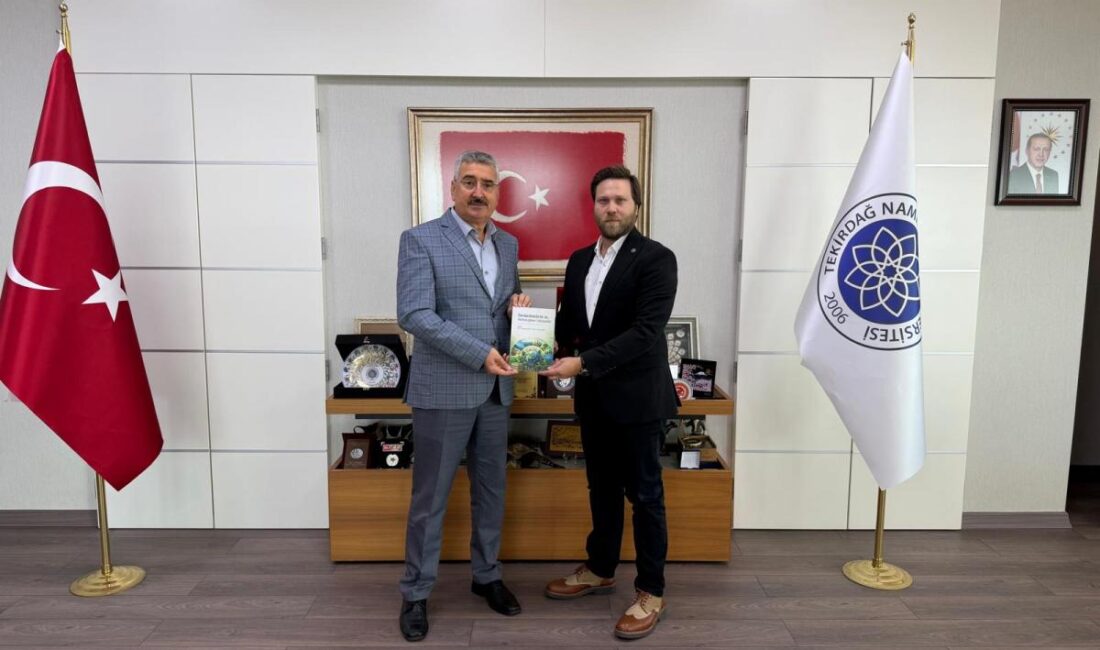 Doç. Dr. Bige KÜÇÜKEFE ve Öğr. Gör. Yarkın ÇELİK’in editörlüğünü