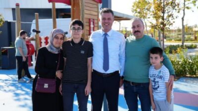 Çorlu Belediye Başkanı Ahmet Sarıkurt, güzel havanın tadını çıkarmak isteyen