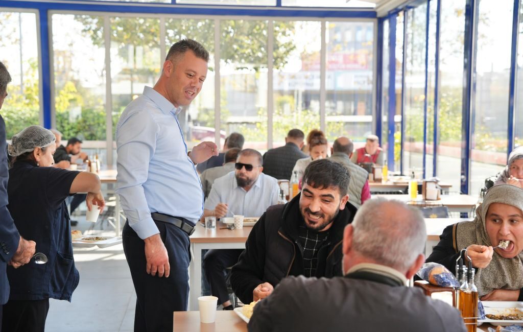 Çorlu Belediye Başkanı Ahmet Sarıkurt, Belediye başkan yardımcıları ve belediye