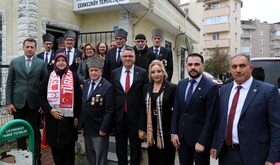 Belediye başkanı Vahap Akay, AK Parti Siyasi Erdem ve Etik