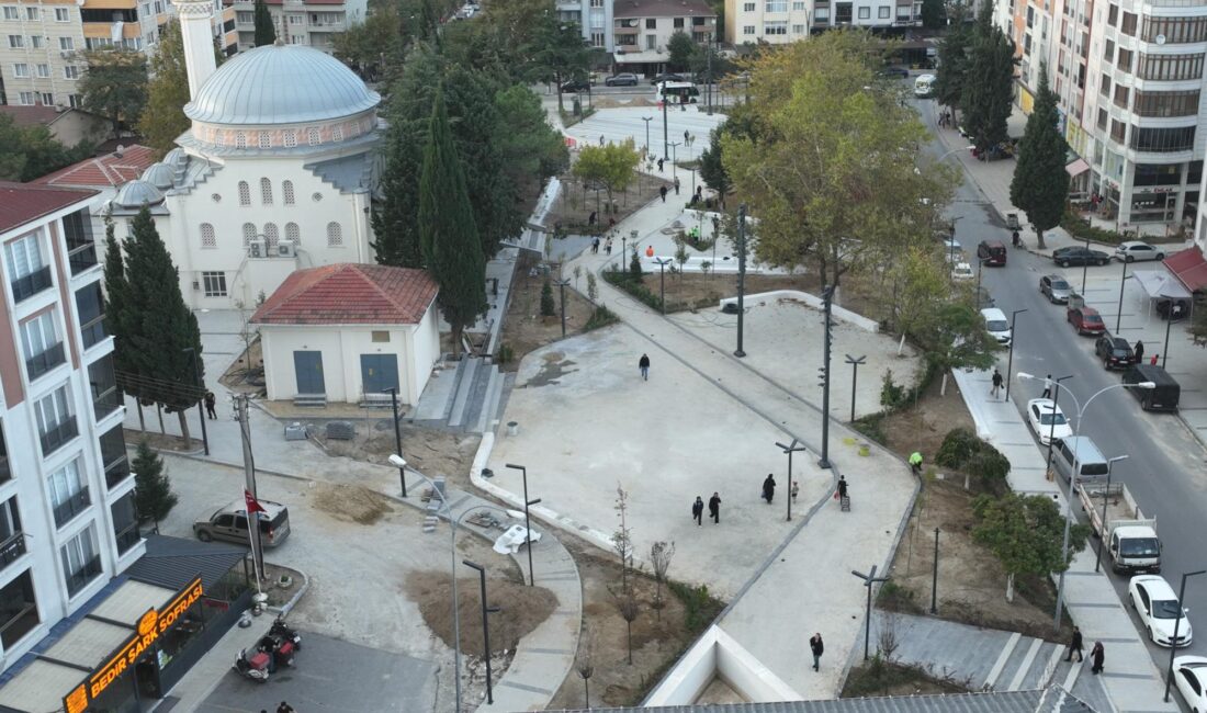 ÇerkezköyBelediyesi tarafındanVeliköyMahallesi’nde yapımı devam eden Veliköy Mahallesi Hürriyet Meydanı Kentsel