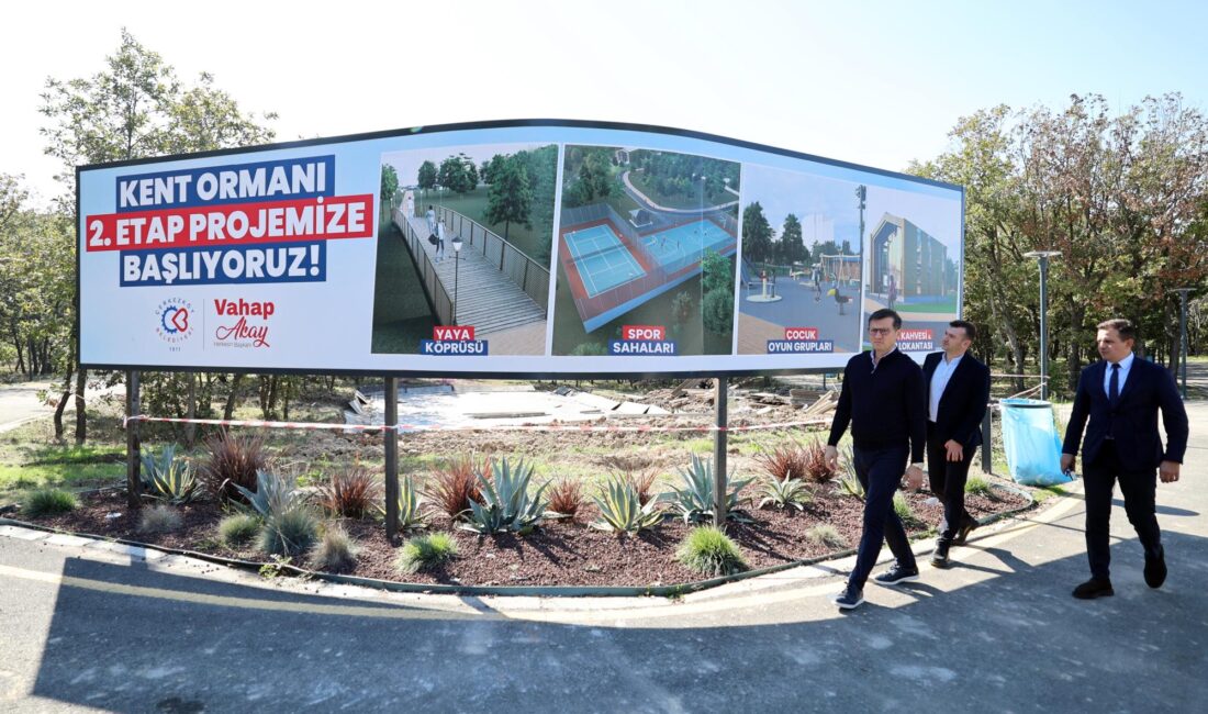 Çerkezköy Belediye başkanı Vahap Akay, Kent Ormanı 1. Etap kapsamında