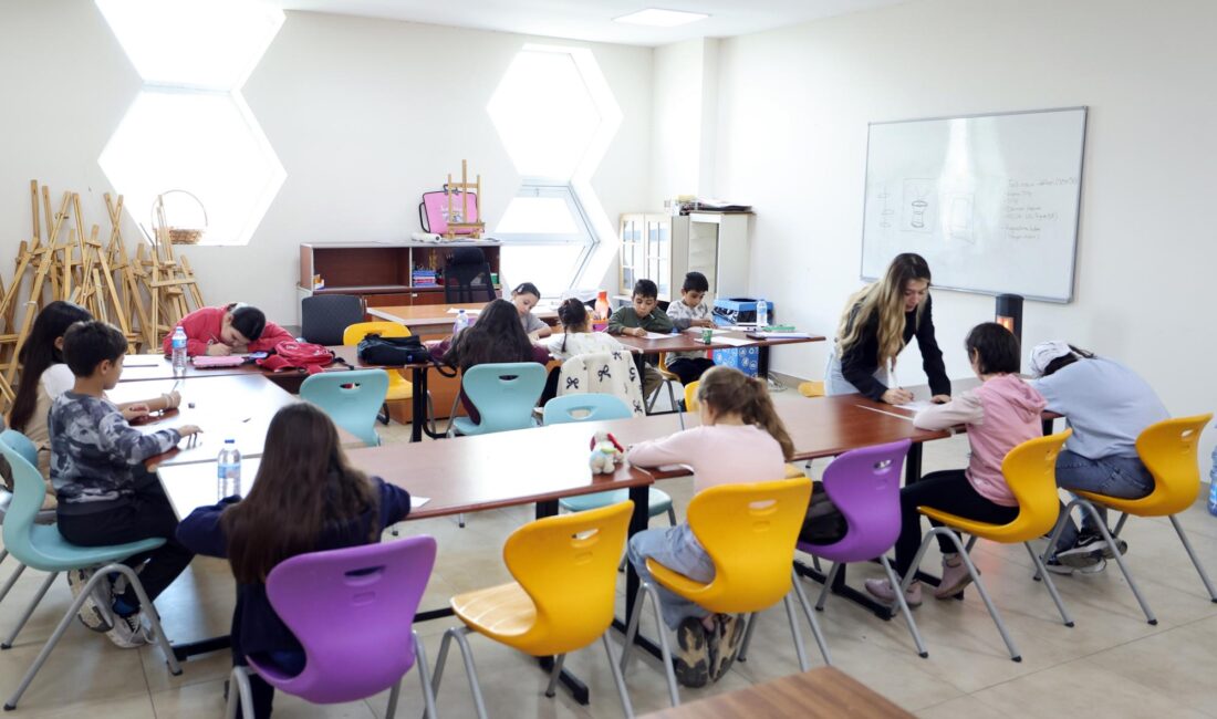 Çerkezköy Belediyesi’nin el sanatları, sahne sanatları, teknoloji ve tasarım, görsel