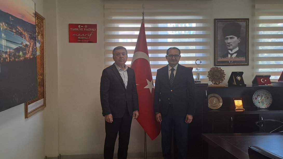 Madeni Eşya ve Ağaç İşleri Sanatkarları Esnaf Odası Başkanı Münür