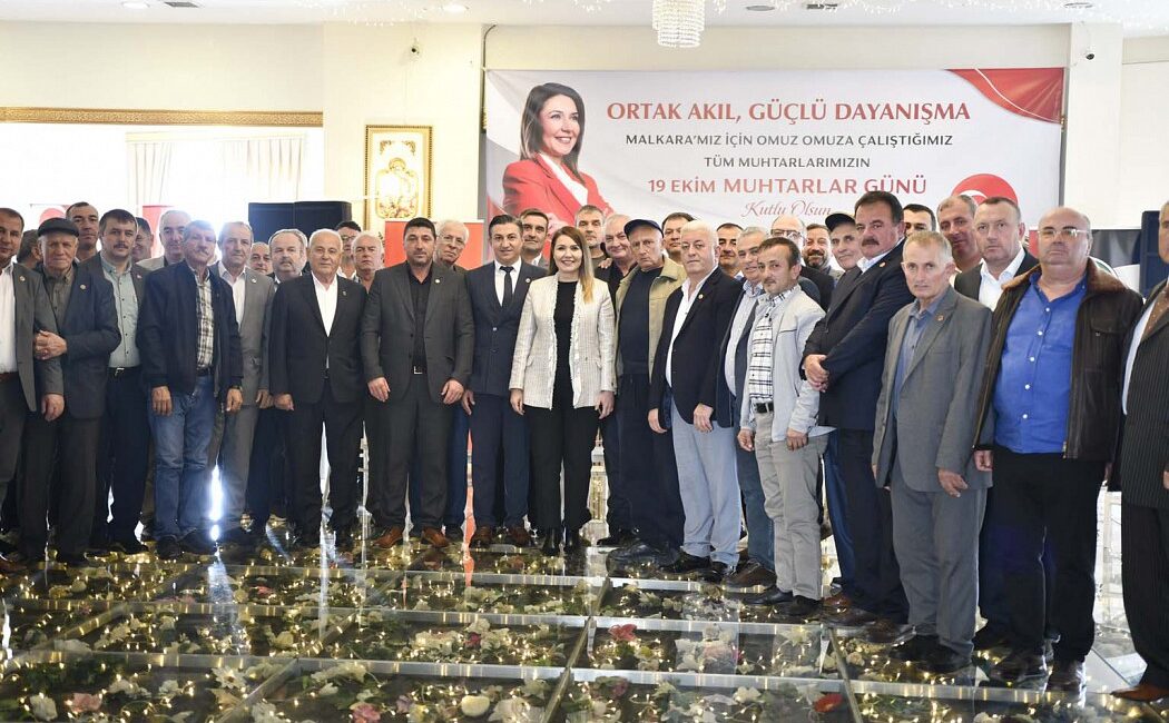 MALKARA BELEDİYE BAŞKANI NERGİZ KARAAĞAÇLI ÖZTÜRK, MUHTARLARLA BİR ARAYA GELDİ
