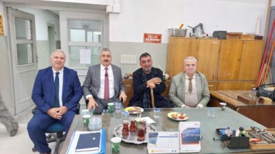 Eğitim tarihimize iz bırakan okulların geçmişten günümüze uzanan hikâyelerini, geleneksel