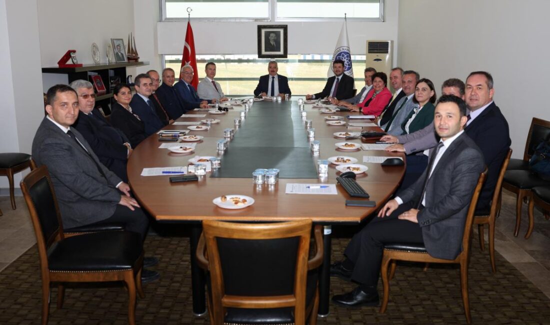 Haber 22 Ekim 2026, Perşembe TEKİRDAĞ NAMIK KEMAL ÜNİVERSİTESİ YÖNETİM
