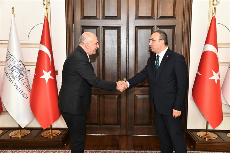 Tekirdağ valisi Sayın Recep Soytürk, Atletizm ve Badminton’da ulusal ve