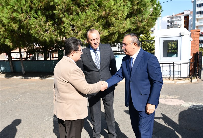 Tekirdağ valisi Sayın Recep Soytürk, kendisini okullarına davet eden Halil