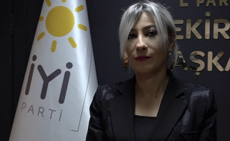 Acil Başhekimi, İYİ Parti’den Milletvekili A. Adayı Oldu Tekirdağ’da 112 Acil Başhekimliği görevinde bulunan 2 çocuk annesi Doktor